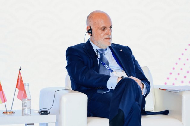 特瓦斯：我们仍会努力尝试，去海外进行西甲的正式比赛