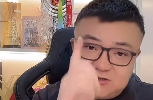 如果明天比赛还继续踢，我反而会黑董路，拿球员当驴使！！！