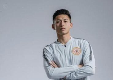 武磊还是黄博文？球迷热议焦点球员